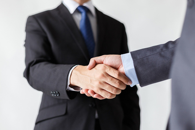 預(yù)收保證金模式 為何能有效緩解代理商的回款壓力？